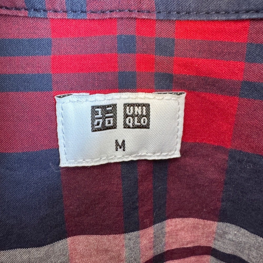 Uniqlo Mens Plaid Button Down Long Sleeve Shirt Red Blue Medium Grunge College - Picture 3 of 13